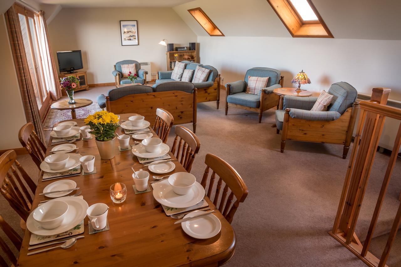 Carden Holiday Cottages - Elgin Crook of Alves Екстер'єр фото
